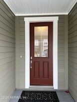 504 Blue Daze St in Yulee, FL - Building Photo