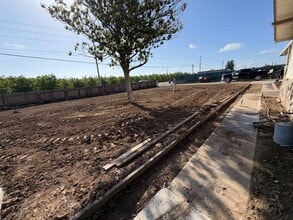 11322 Franklin Blvd in Elk Grove, CA - Building Photo - Building Photo