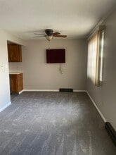 6941 Plaza Dr in Niagara Falls, NY - Building Photo - Building Photo