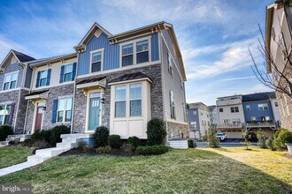 5831 Pecking Stone St in New Market, MD - Building Photo - Building Photo