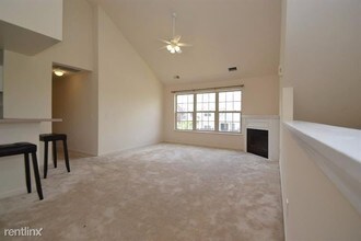 1328 Addington Ln in Ann Arbor, MI - Building Photo - Building Photo