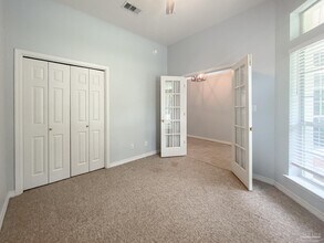 9678 Westgate Cir in Pensacola, FL - Building Photo - Building Photo