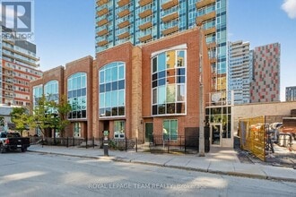 150 York St in Ottawa, ON - Building Photo - Building Photo
