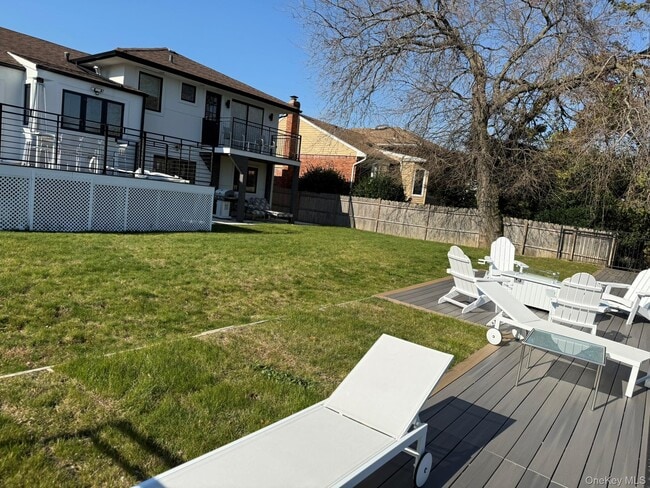 640 Derby Ave in Woodmere, NY - Building Photo - Building Photo