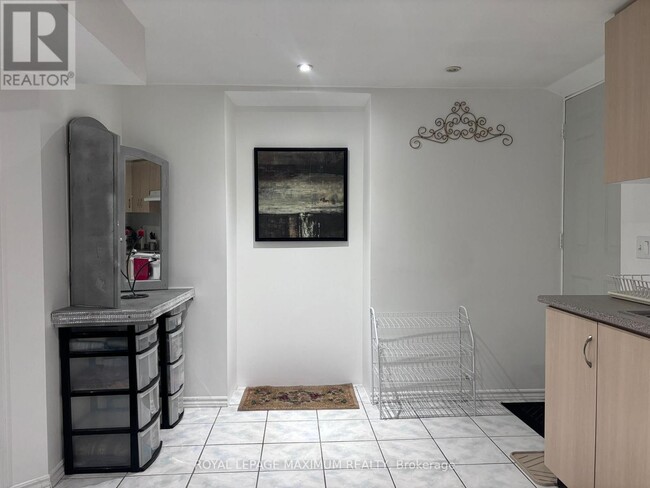 90 Via Romano Way in Brampton, ON - Building Photo - Building Photo