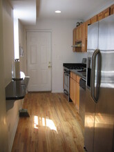 2240 W Palmer St in Chicago, IL - Building Photo - Building Photo