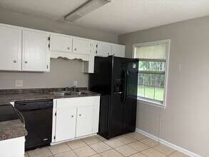 722 Kadi Dr in Hinesville, GA - Building Photo - Building Photo