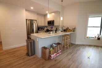 460 Washington St, Unit #1 in Boston, MA - Building Photo - Building Photo