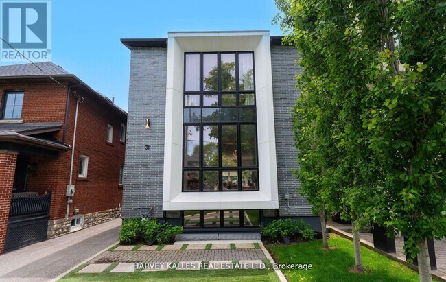 31 Kilbarry Rd in Toronto, ON - Building Photo - Building Photo