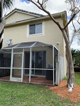 2313 Pasadena Way in Weston, FL - Building Photo - Building Photo
