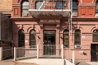 Casa Mutua in New York, NY - Building Photo - Building Photo
