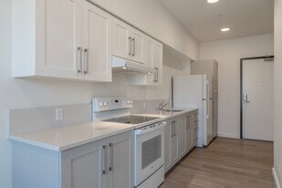 Terrace Glen in Portland, OR - Building Photo