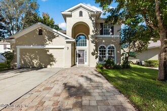 612 Spruce Creek Rd in Jacksonville, FL - Building Photo - Building Photo