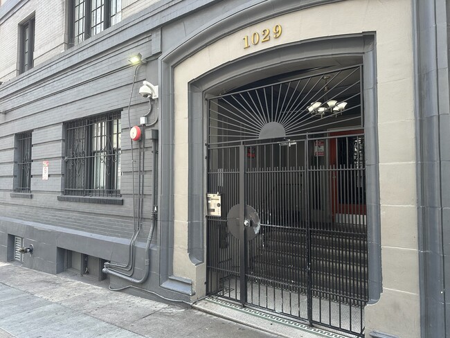 property at 1029 Geary Blvd