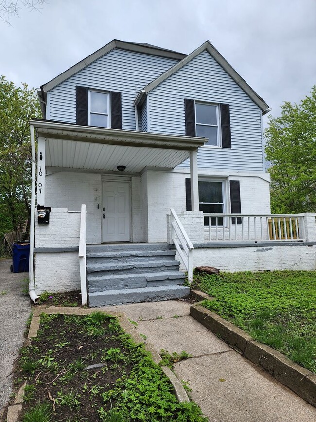 property at 10707 Kimberly Ave