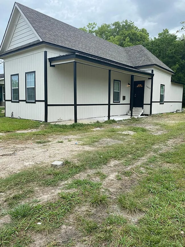 property at 1850 Grand St