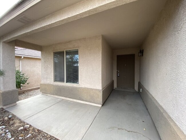 2048 Violeta Way SE in Rio Rancho, NM - Building Photo - Building Photo