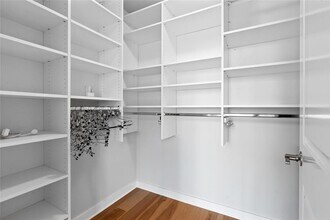 360 Nueces St in Austin, TX - Building Photo - Building Photo