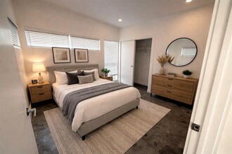 1163 Perry Rd in Austin, TX - Building Photo - Building Photo