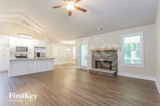 7030 Lawson Dr in Gainesville, GA - Building Photo - Building Photo