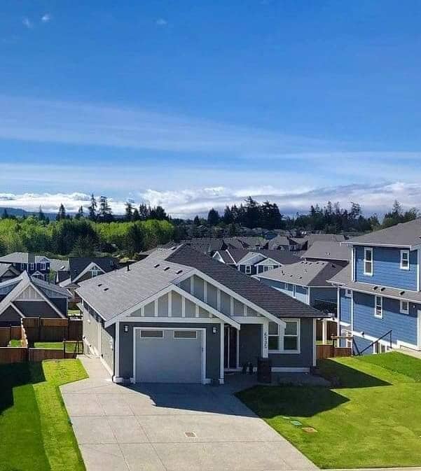 property at 6535 Felderhof Rd