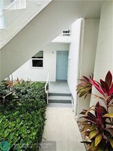 7910 Abbott Ave in Miami Beach, FL - Building Photo - Building Photo