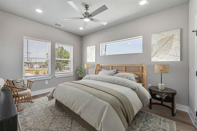 property at 1539 Sophia Ave
