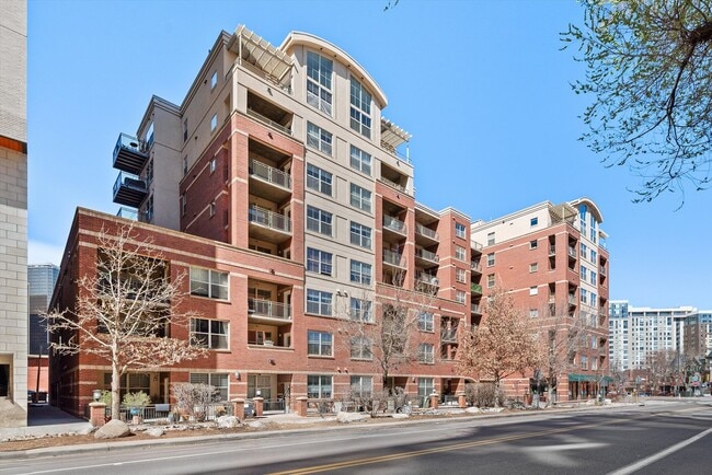 1975 N Grant St in Denver, CO - Building Photo - Building Photo