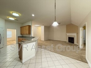 4606 Avamya Ct in Jacksonville, FL - Foto de edificio - Building Photo