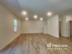 232 Paisley Wy in Locust Grove, GA - Building Photo - Building Photo