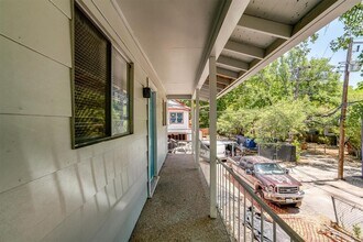 3707 Tom Green St in Austin, TX - Foto de edificio - Building Photo