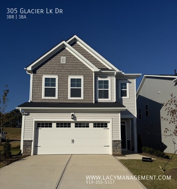 305 Glacier Lk Dr in Raleigh, NC - Building Photo