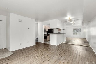 22241 Atlantic Pointe, Unit 116 in Farmington Hills, MI - Building Photo - Building Photo