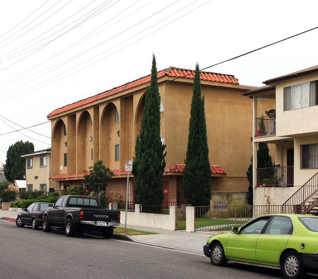 13229 Doty Ave in Hawthorne, CA - Foto de edificio - Building Photo