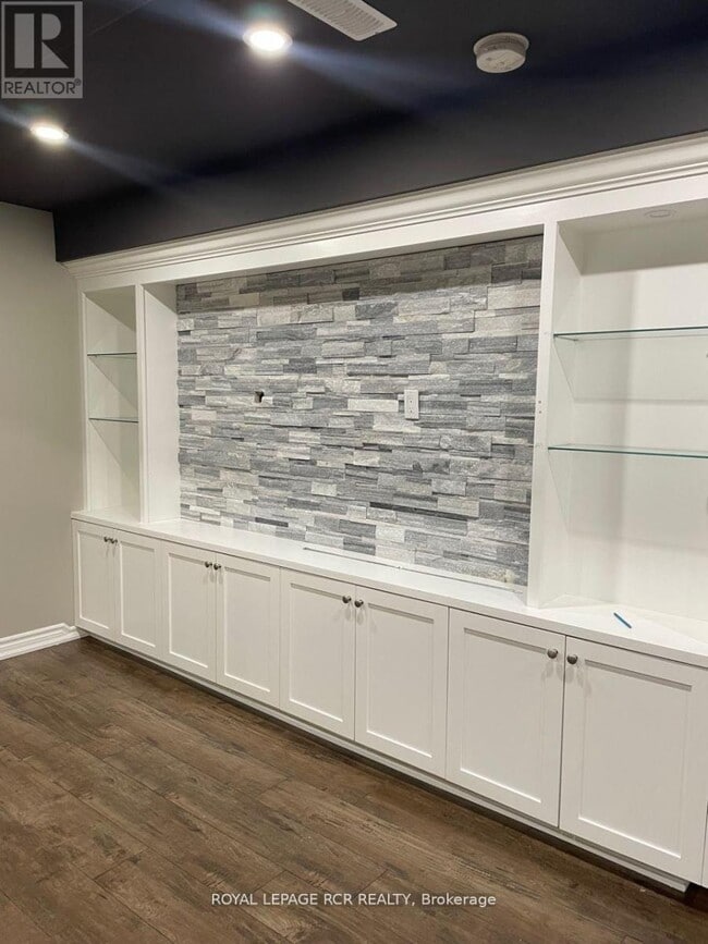 42 Walker Blvd in New Tecumseth, ON - Building Photo - Building Photo