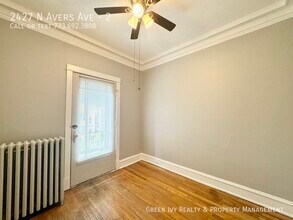 2427 N Avers Ave in Chicago, IL - Building Photo - Building Photo