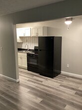 Richlawn Apartments in Painesville, OH - Building Photo - Interior Photo