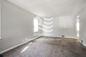 1201 Clover St in South Bend, IN - Building Photo - Building Photo