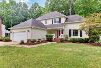 108 Quantico Loop in Yorktown, VA - Building Photo - Building Photo