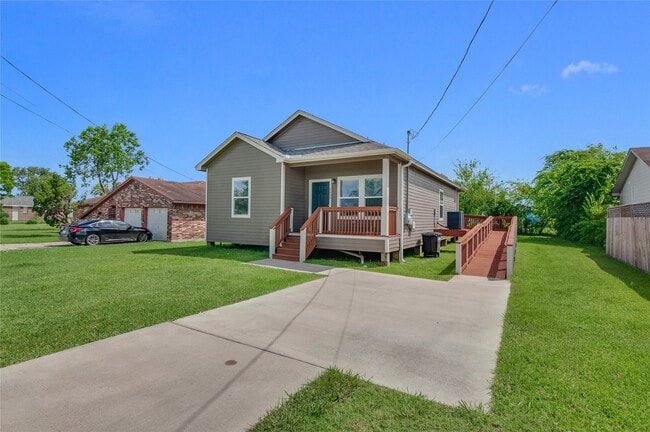 2809 Martin Luther King Ave in Dickinson, TX - Building Photo - Building Photo