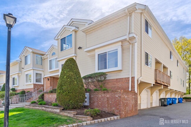 2908 Madaline Dr in Avenel, NJ - Building Photo - Building Photo