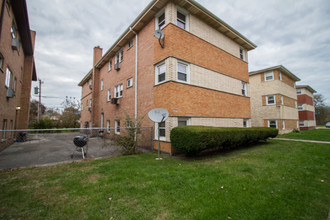 2057 135th Pl in Blue Island, IL - Building Photo - Other