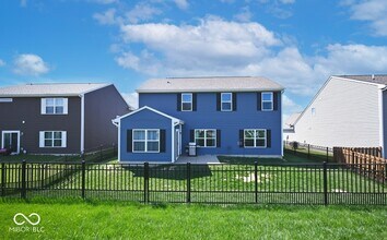 2441 Shadowbrook Trce in Greenwood, IN - Building Photo - Building Photo