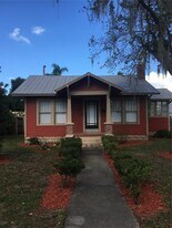 113 E Vanderbilt St in Orlando, FL - Building Photo