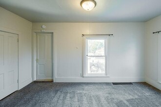 313 Cherry St in Muscatine, IA - Building Photo - Building Photo