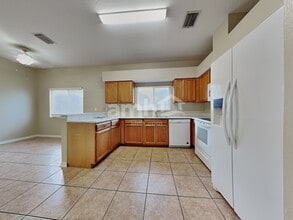 25702 Aldus Dr in Land O Lakes, FL - Building Photo - Building Photo