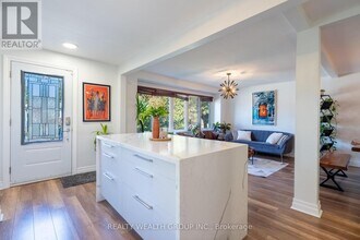 43 Medhurst Rd in Toronto, ON - Building Photo - Building Photo