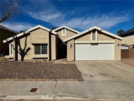 7018 Montcliff Ave in Las Vegas, NV - Building Photo