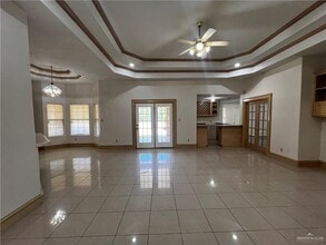 22 Sunrise in Palmhurst, TX - Foto de edificio - Building Photo