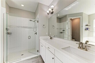 5217 Horizon Cv in Bradenton, FL - Building Photo - Building Photo